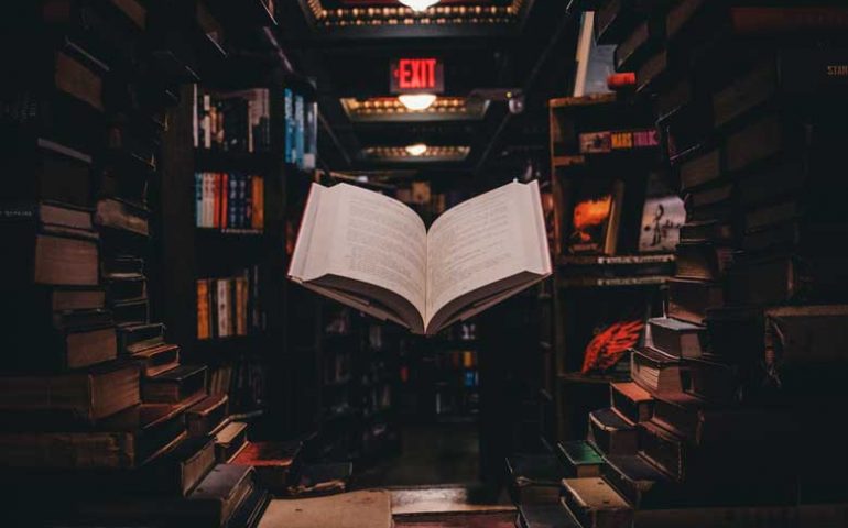 پرفروش‌ ترین کتاب‌های دنیا